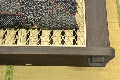 組子ベッドの組子